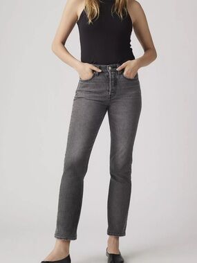 Levi’s Well Worn Black Wedgie Straight Denim Jeans